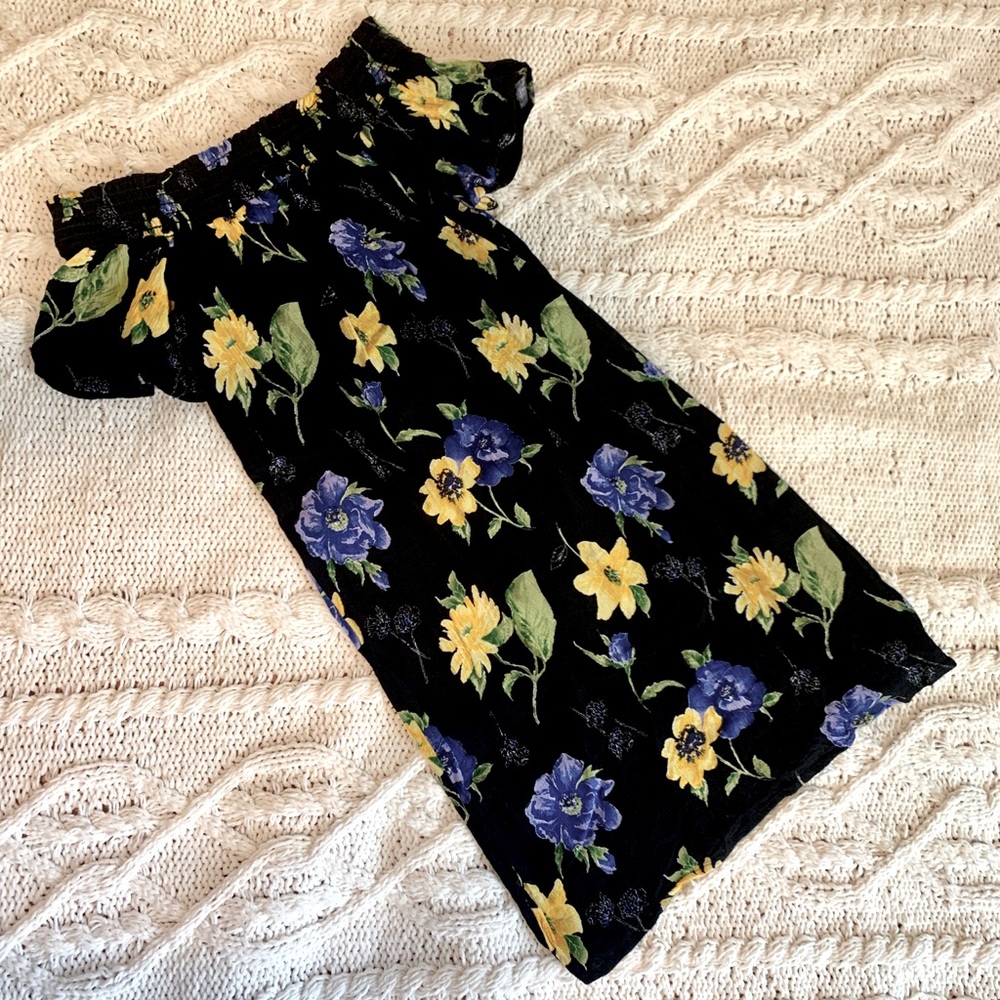 {Soprano} Floral Off The Shoulder Dress